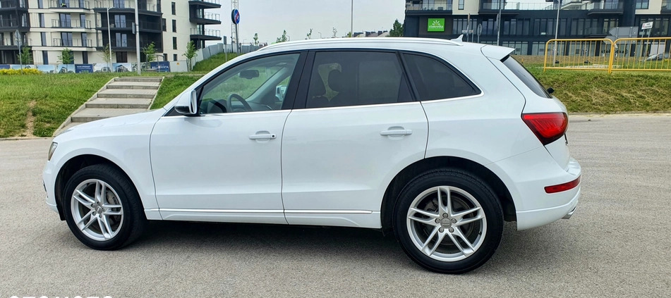 Audi Q5 cena 66900 przebieg: 175700, rok produkcji 2014 z Kielce małe 436